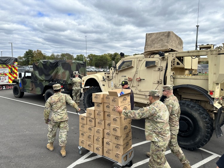 10,000 Mini MoonPies for soldiers at Fort
Campbell